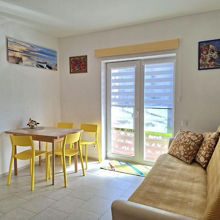 Geltoni Apartamentai Palanga Luaran gambar
