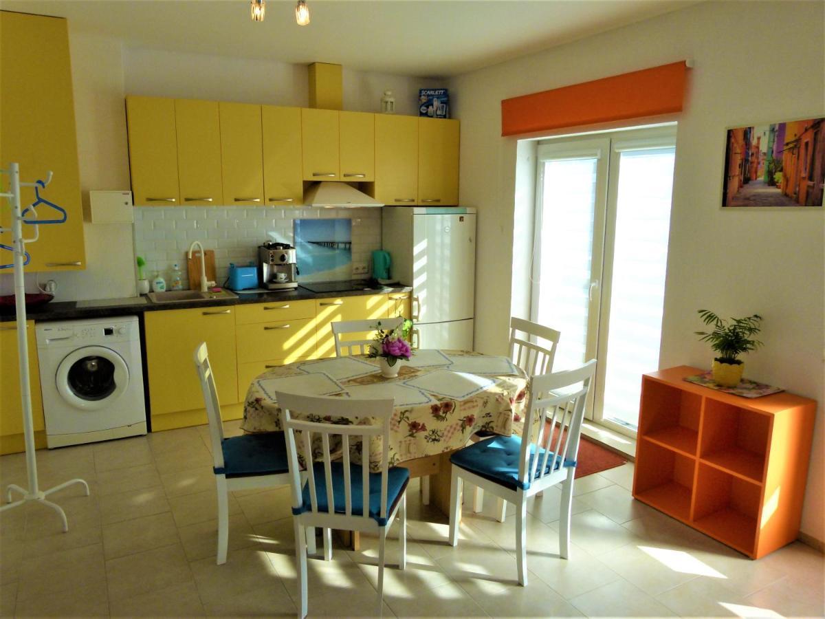 Geltoni Apartamentai Palanga Luaran gambar