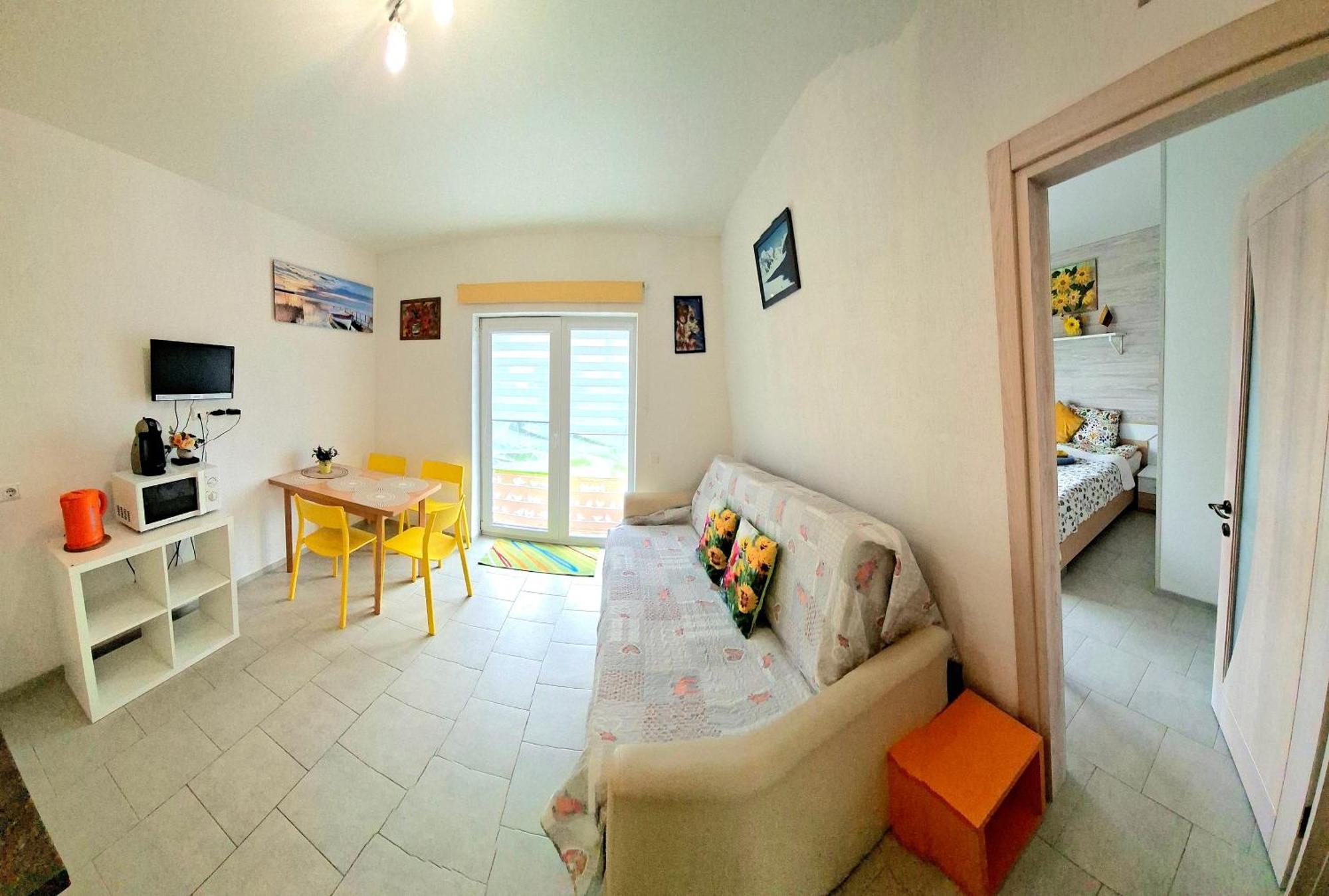 Geltoni Apartamentai Palanga Luaran gambar